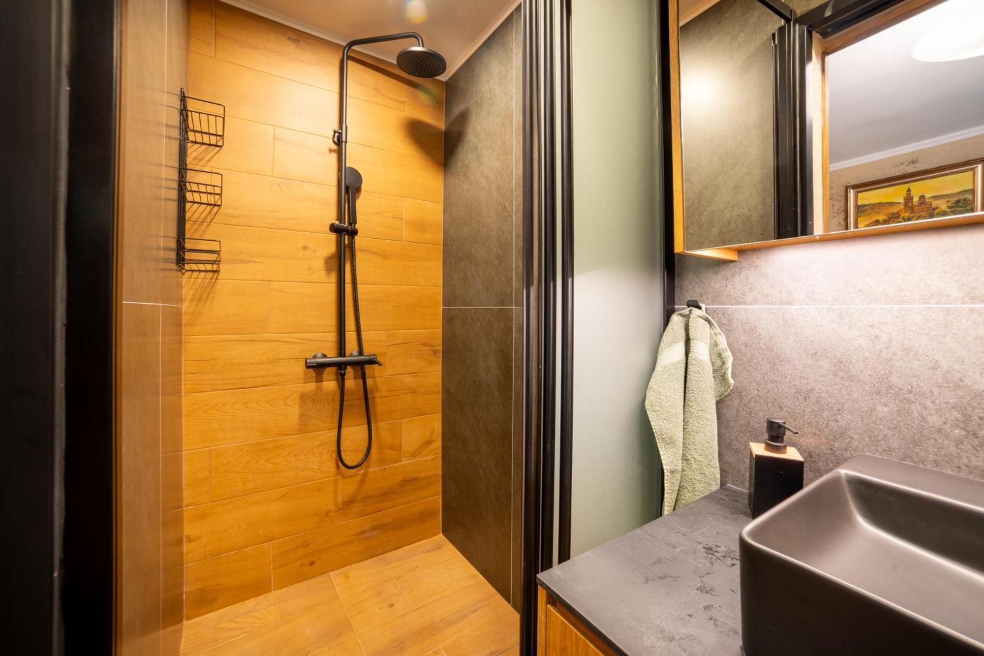 Iatrus Guest Apartment & Sauna Велико-Тырново Экстерьер фото